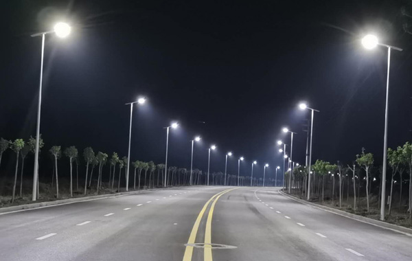 Solar powered street lamp